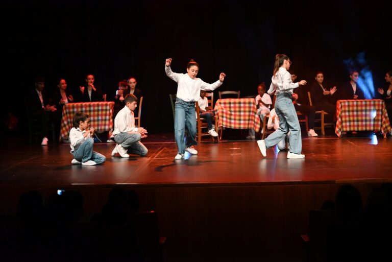 IMG-036fb4d7adc66091ed85d76c921be429-V