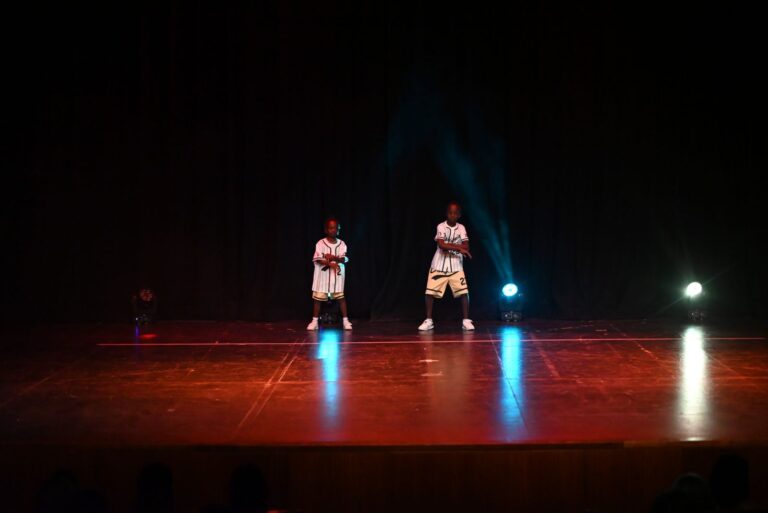IMG-333696abe22d4a1f52117f6a2341689d-V