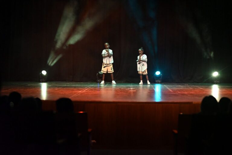 IMG-40343cdb1df150660284140067a575bb-V