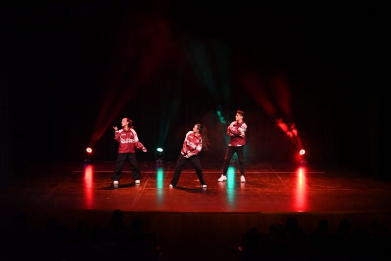 IMG-52ad28f4ce0172c2bb831a504ff8d67b-V