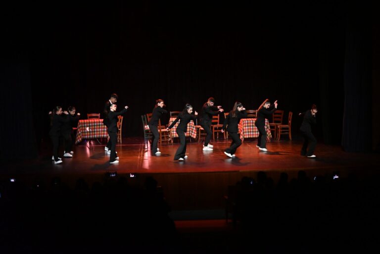 IMG-bfb6ce591b8565f3f0aebe20275426d1-V