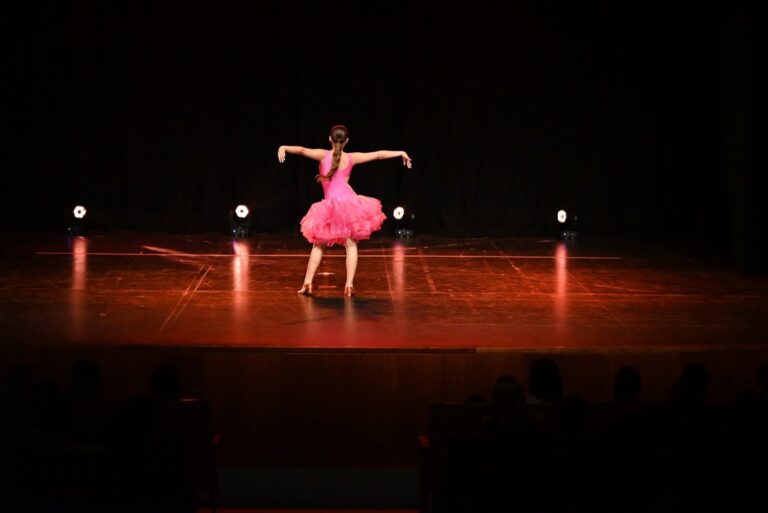 IMG-ce0b8c214e86f6bf630d5f4e73b52b1a-V